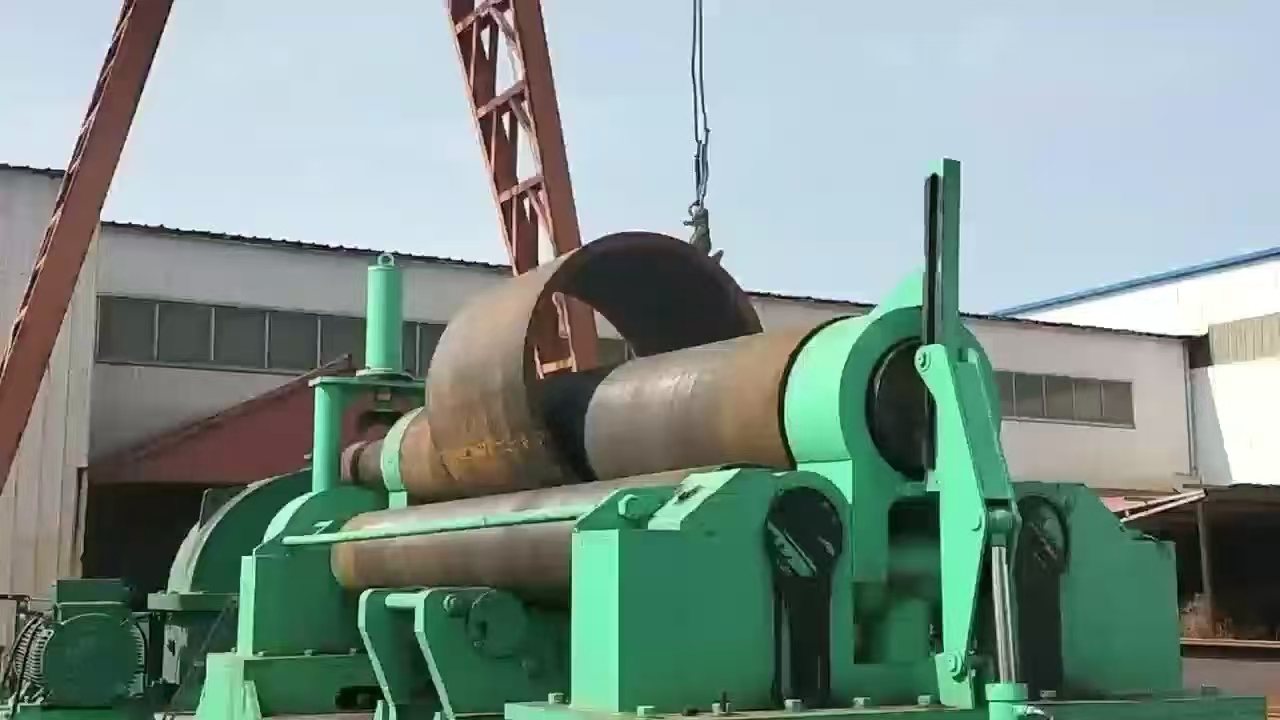 మురి వెల్డెడ్ పైపు మరియు వంకరగా ఉన్న స్టీల్ ప్లేట్ పైపుల మధ్య తేడా ఏమిటి?